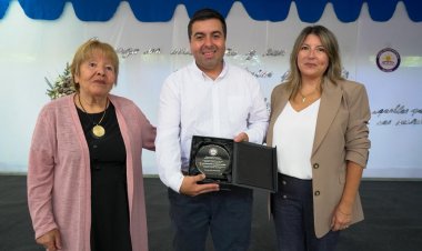 San Javier inició el año escolar 2026 con emotivas ceremonias que marcaron el reencuentro de las comunidades educativas