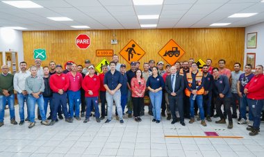Delegado Presidencial Provincial y nueva SEREMI del MOP visitaron equipo de Vialidad Linares
