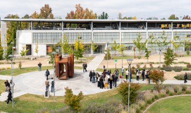 UTalca inaugura nueva escultura inmersiva de Patricio Court