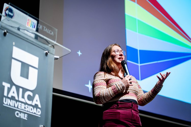 Astrónoma Tere Paneque en la UTalca: “Más mujeres en ciencia no es un capricho, es una necesidad”