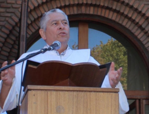Pesar por deceso de diácono Manuel Medel Troncoso