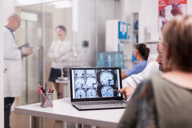 ¿Cuáles son las enfermedades más comunes que afectan al cerebro?