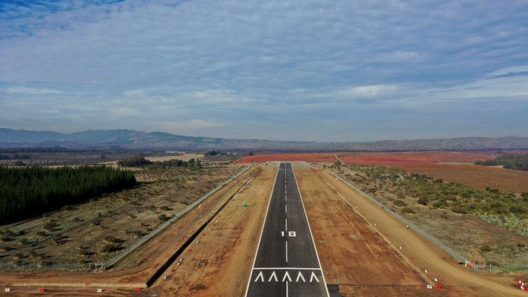 Obras Públicas inicia tercera etapa de modernización del Aeródromo El Boldo en Cauquenes