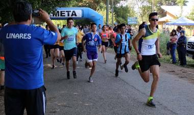 “IV Corrida Familiar” organiza escuela de “San Víctor Álamos”