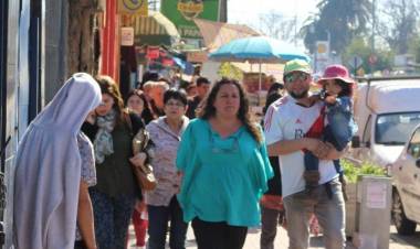 Barrio Comercial de Brasil de Linares realizará actividad en la víspera de Navidad
