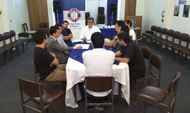 Médicos de Colbún denuncian haber recibido la mitad de su sueldo