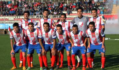 El “súper líder” de la Tercera “A” quiere seguir abrazándose en Rancagua