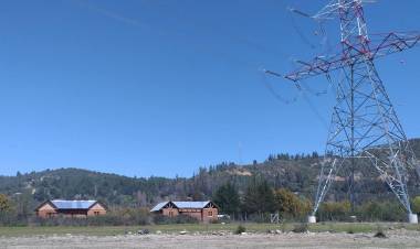 Municipio fiscaliza loteos irregulares en sector “La Isla” de Llancanao y vecinos piden realizar inspección en zona de Pejerrey en el Santuario Achibueno