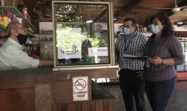 Fiscalizan locales de Panimávida en el marco del plan preventivo por el Covid-19