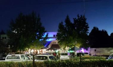 (VIDEO) Fuerte controversia por funcionamiento en pandemia del Estadio Español de Linares