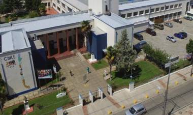 Liceo de Excelencia Bicentenario “Valentín Letelier” de Linares no exigirá uniforme a sus alumnos durante 2021