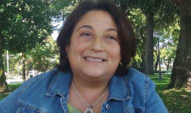 Contadora y ex coordinadora sectorialista de planificación busca ser concejala por Linares