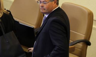 Diputado Rentería destaca aprobación de tercer retiro del 10%