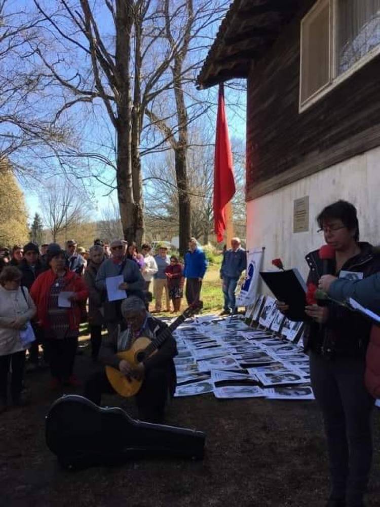 Manifestantes exigieron justicia en la ex Colonia Dignidad