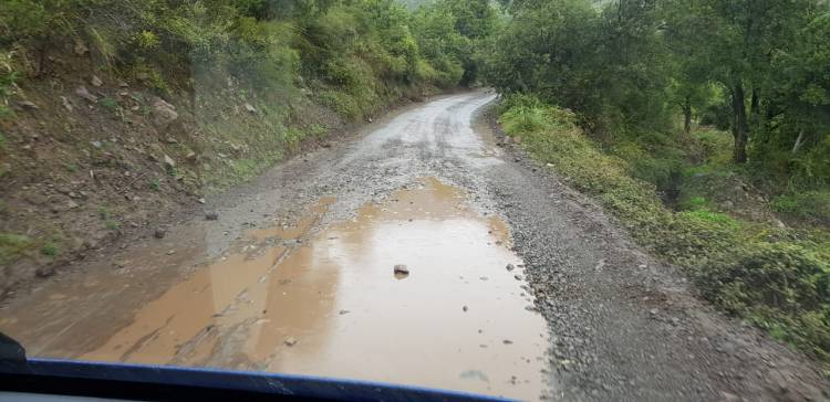 Vecinos de Melado denuncian abandono y piden mejoramiento de camino