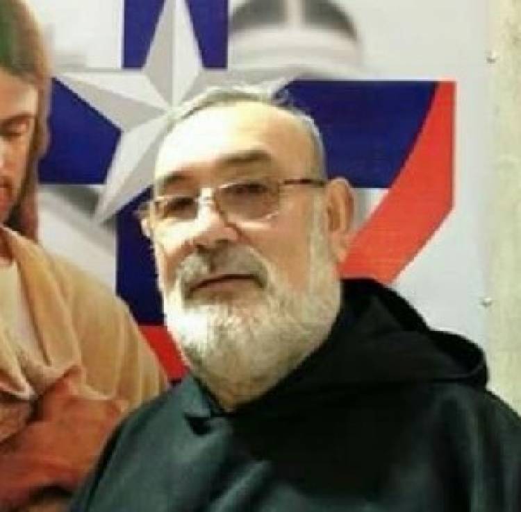 Roban a sacerdote Carlos Terán