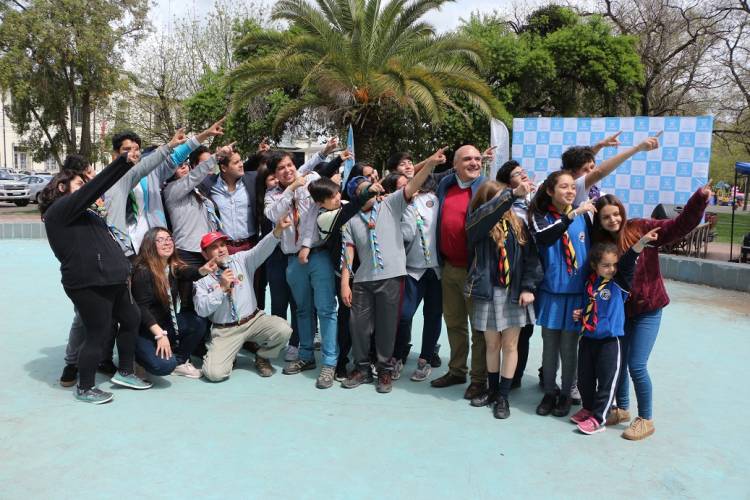 Niños y jóvenes celebraron el "Día Nacional del Deporte"