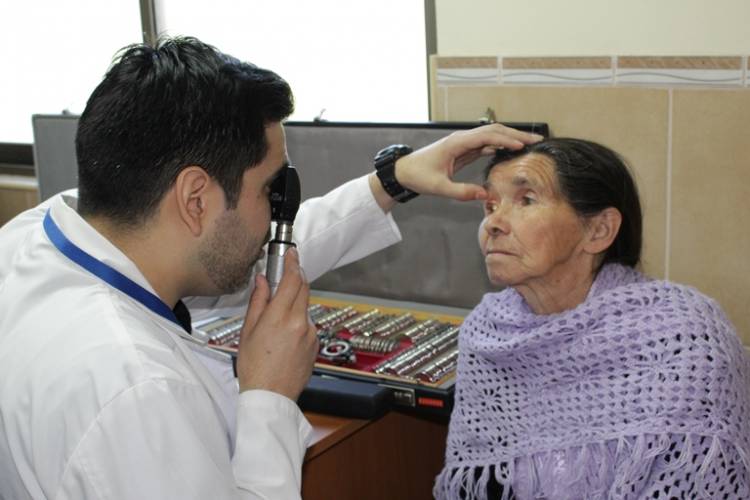 Nuevo operativo de salud benefició a 300 usuarios de la zona precordillerana de Linares