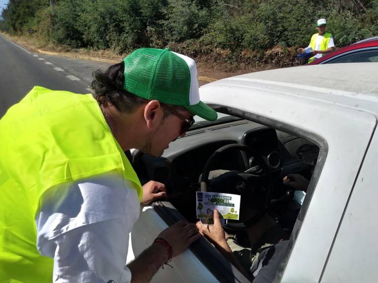 Con acento en el reciclaje instalan “Punto Ecológico”