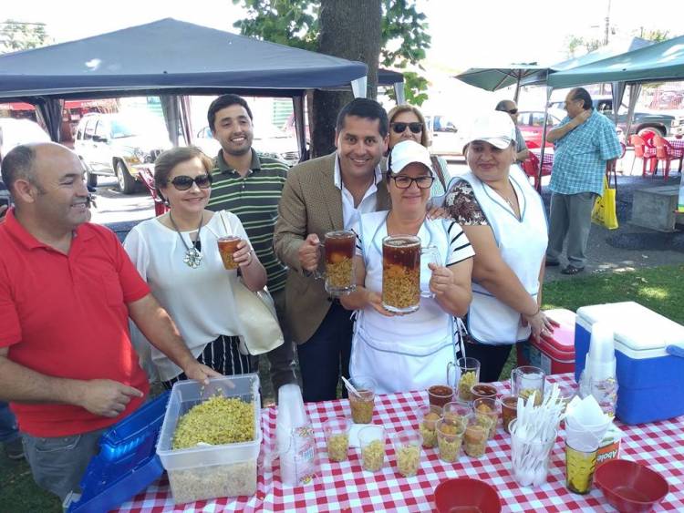 “IV Fiesta del Mote con Huesillo” en la Alameda de Linares