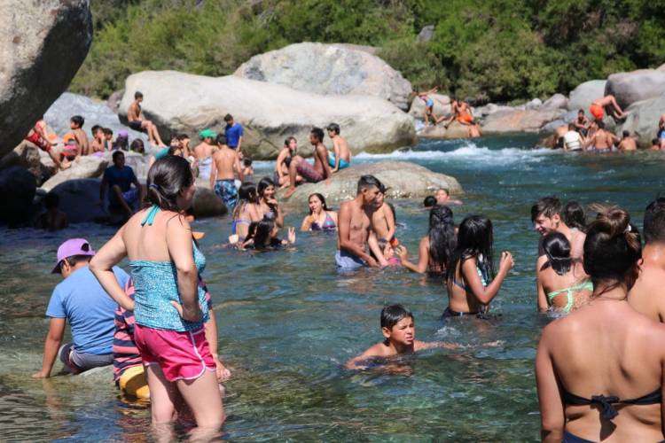 Culmina campamento scouts en la montaña de Linares