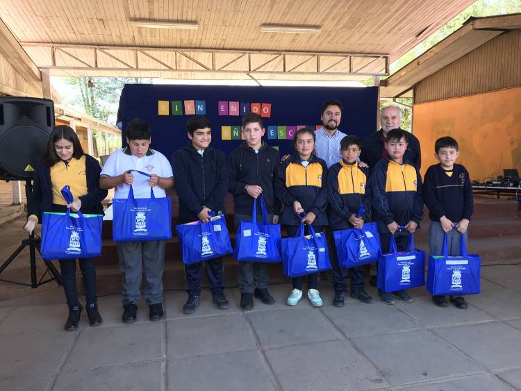 Más de 3 mil estudiantes recibirán útiles escolares en Colbún