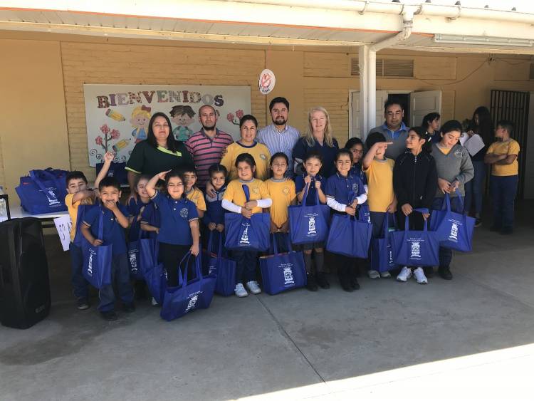 Más de 3 mil estudiantes recibirán útiles escolares en Colbún