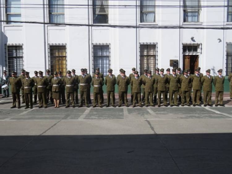 Emotiva ceremonia de ascensos en Carabineros de Linares