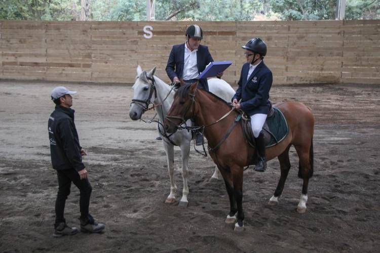 Reconocen al deportista linarense Claudio Sepúlveda