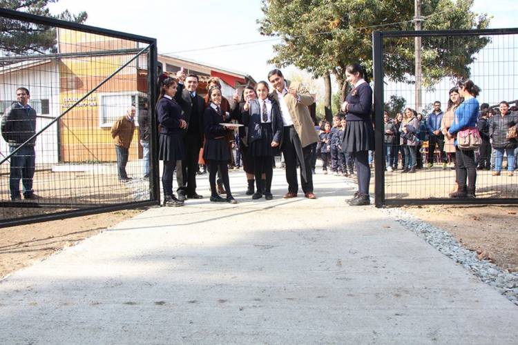 Mejoran acceso a la escuela “Alejandro Gidi”