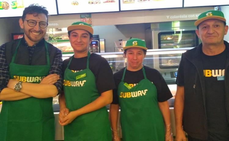 Subway inaugura local en la ciudad de Linares