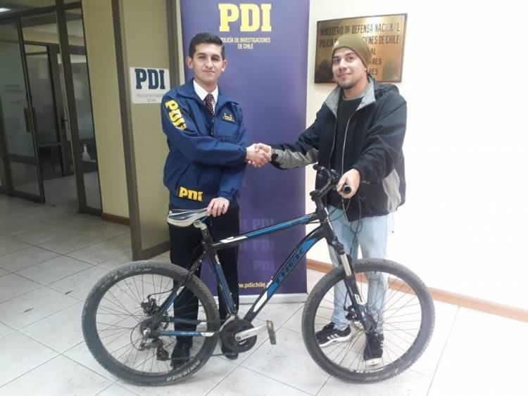 PDI detiene a un sujeto y logra recuperar una bicicleta robada hace más de tres semanas