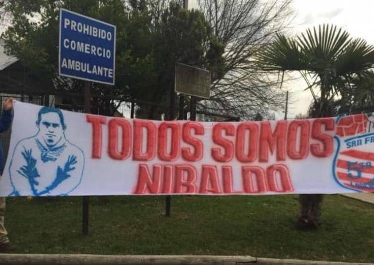 Grave caso de discriminación afecta a fanático del fútbol con Síndrome de Down en Longaví