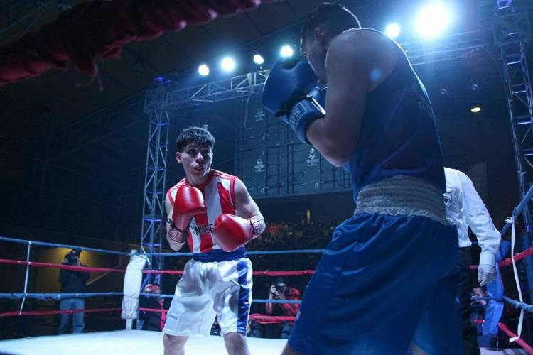 Boxeo y juegos populares hoy en la “Alameda de Linares”