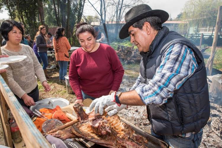 “Fiesta del Cordero al Palo” en San Juan