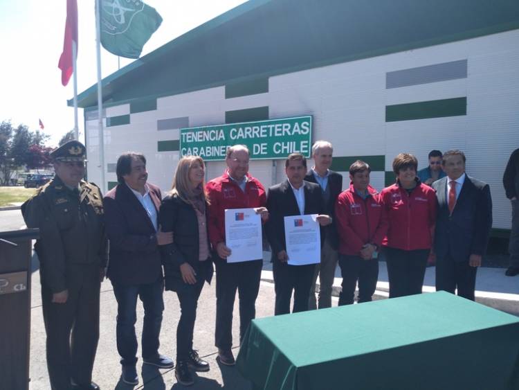 Aeródromo de San Antonio,  Embalse Ancoa y entrega de tenencia marcaron presencia del Ministro del MOP en Linares