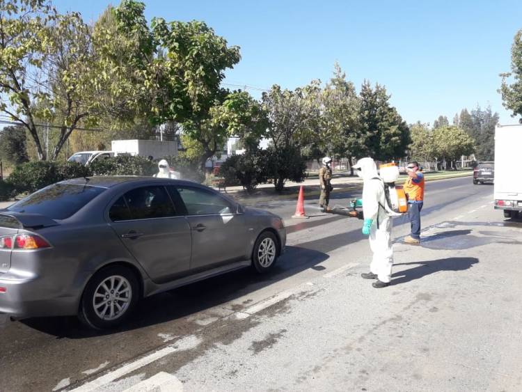 Bioquímico hace urgente llamado a endurecer las medidas sanitarias para entrar y salir de Linares