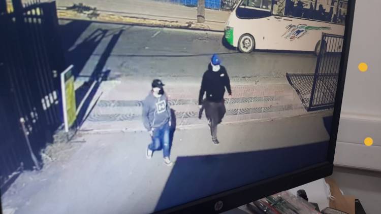 Asaltan a mujer en pleno centro de Linares