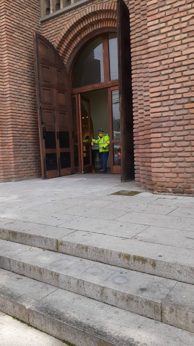 Iglesia católica decide reapertura de la iglesia Catedral de Linares