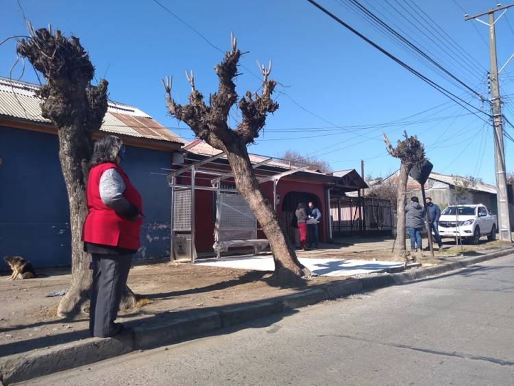 Municipio paraliza instalación de paraderos y 12 estructuras serán reubicadas