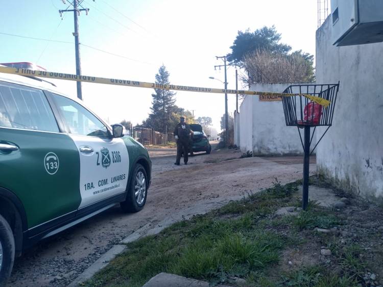 Hallan muerta a mujer en el maletero de un auto al interior de motel “Eclipse de Luna” de Linares