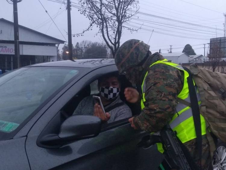 Con cuatro controles de tránsito y ley seca comenzó la cuarentena obligatoria en Linares