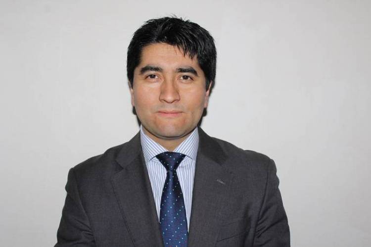 Usurpación de imagen con la finalidad de realizar estafas afecta a abogado linarense y columnista de Diario “El Heraldo”