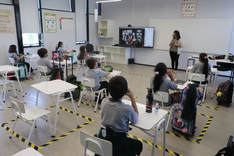 Todos los niveles regresaron a clases presenciales en el "Colegio Alborada" de Linares