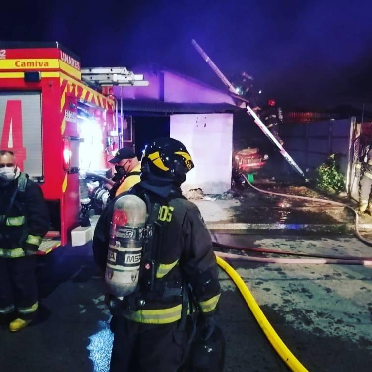 En la cárcel sujeto que habría provocado incendio en sector poblacional “18 de Septiembre” en Linares