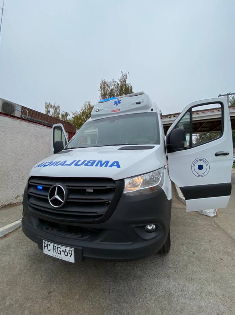 Municipalidad de Colbún adquirió nueva ambulancia 
