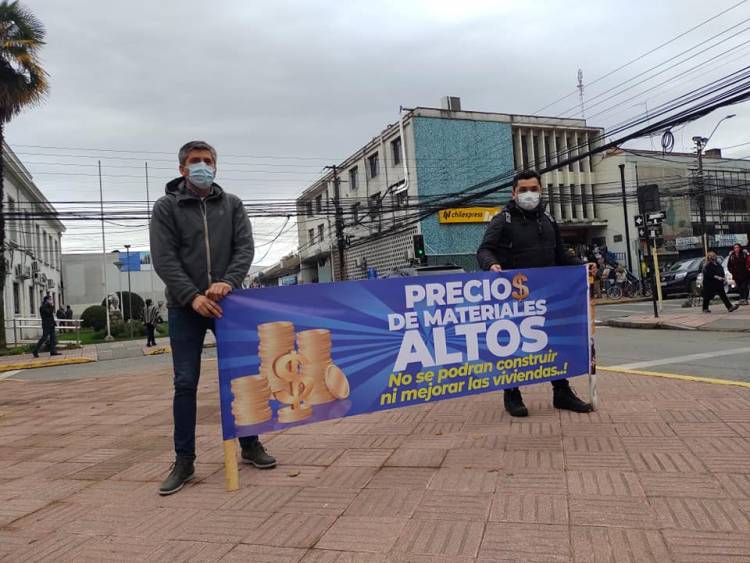 DC ingresa presentación en la Fiscalía Nacional Económica denunciando posible colusión en materiales de construcción provocando alzas de precios y quiebre de stock